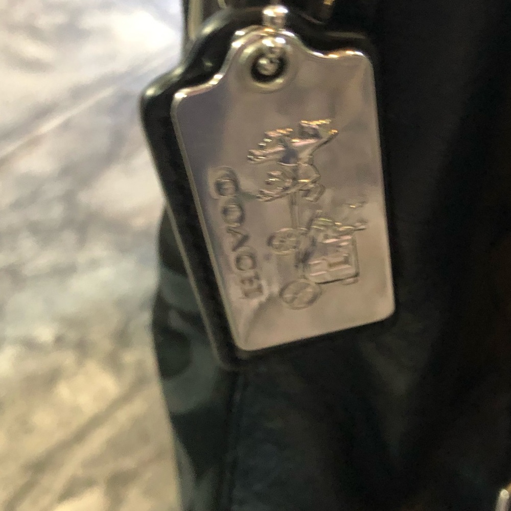 PRICE DROP ⬇️ Coach Purse - Picture 9 of 10